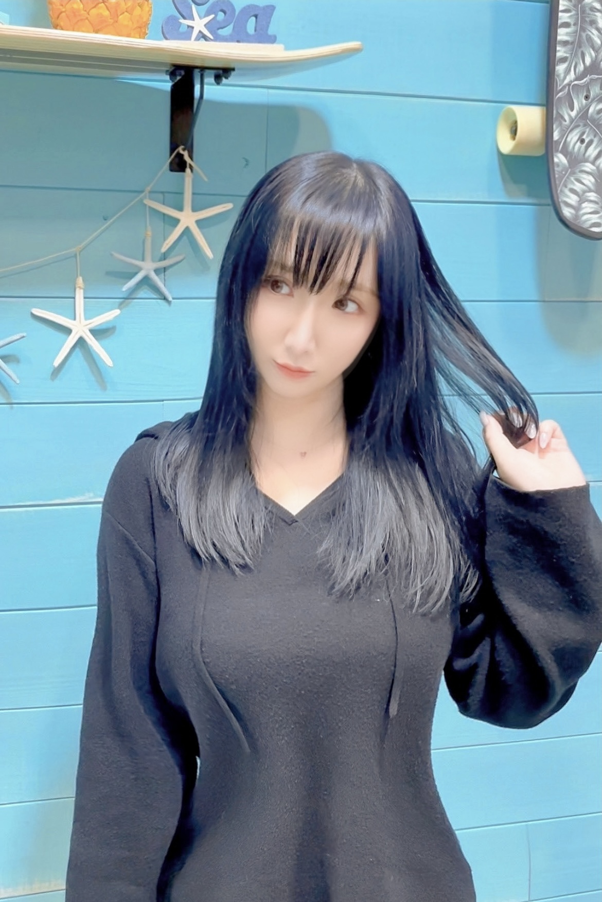 ネイビーカラー